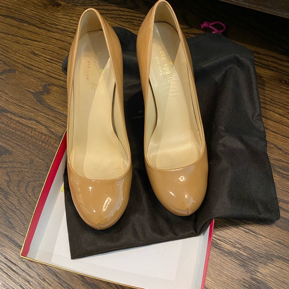 Kate Spade Nude Pumps